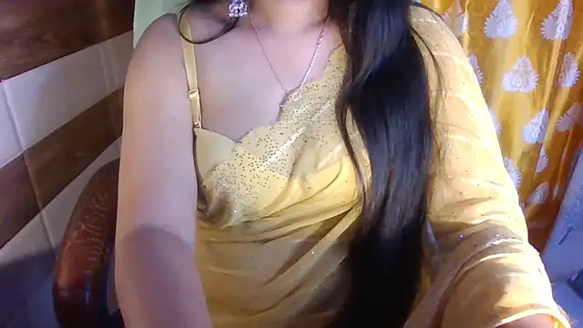 Yashika_Loves Chat XXX in diretta