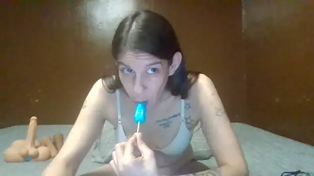 แชท XXX สดของ Heavenskyyee