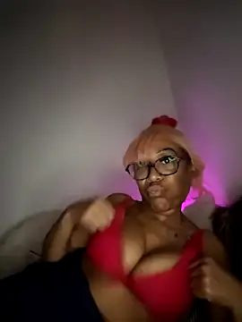 iamlalamilano Webcamshow