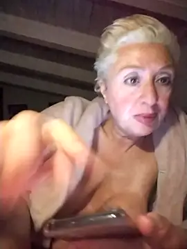 divinaerotica's Live XXX Chat