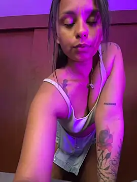 J_loren's Live XXX Chat