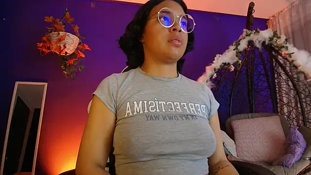 Emmapark_ Adlı Modelin Canlı XXX Sohbeti