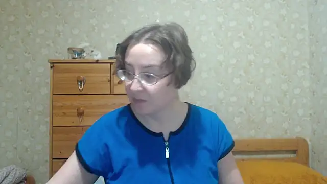 Smart_Rose Adlı Modelin Canlı XXX Sohbeti