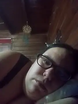 Gatitabuena90 Adlı Modelin Canlı XXX Sohbeti