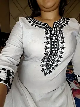 GFndBFn Live XXX chat