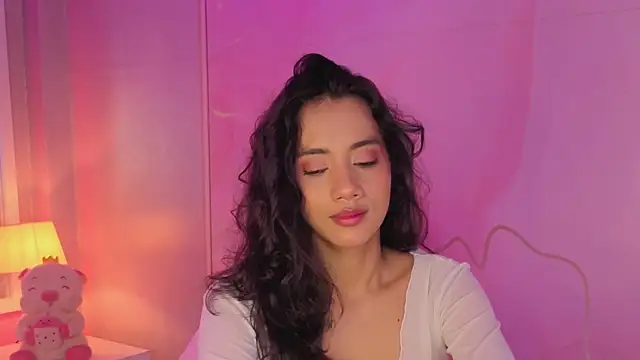 Chat +18 de luna_hot_ass ao vivo