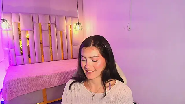 Brandy_collinss Adlı Modelin Canlı XXX Sohbeti