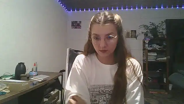 Chat +18 de SweetyBabyDemon ao vivo