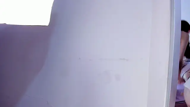 Chat +18 de TessaMonroee ao vivo