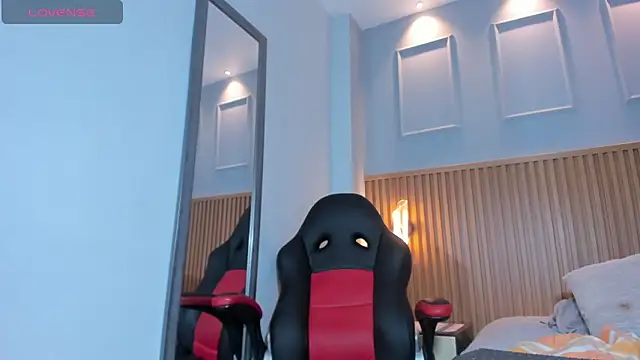 Chat +18 de BONNIE_CH1 ao vivo