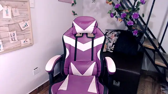 Chat +18 de samantha_baby_ ao vivo