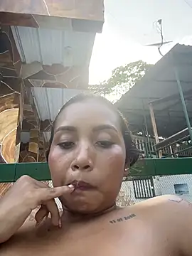 Genesis_18_ Adlı Modelin Canlı XXX Sohbeti