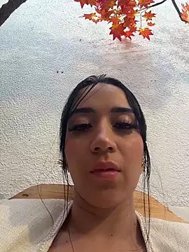 EmmyEvans1 Live XXX-Chat