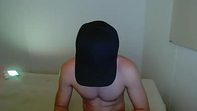 adrian_morellyのウェブカメラショー