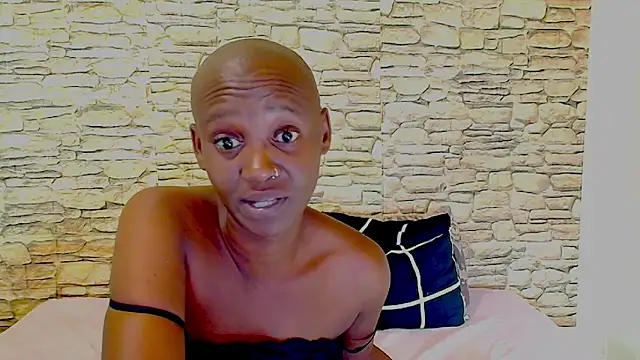 Czat XXX na żywo – EbonyOlive69