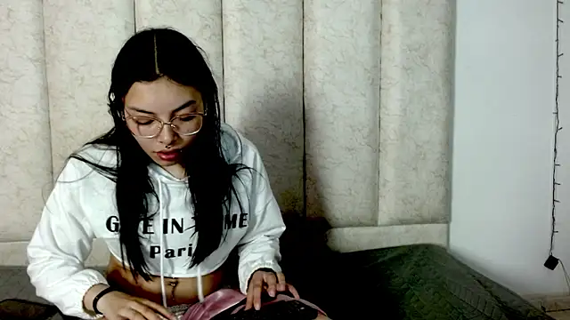 ninayjhonycs Show Webcam