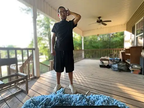 ThrowedWorldWide webkamerás műsora