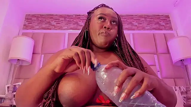 ShaniaBrownn Webcamshow