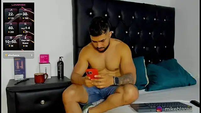 Chat XXX en directo de mikeblaree