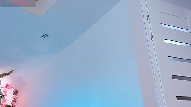 Онлайн чат XXX MiaMuse