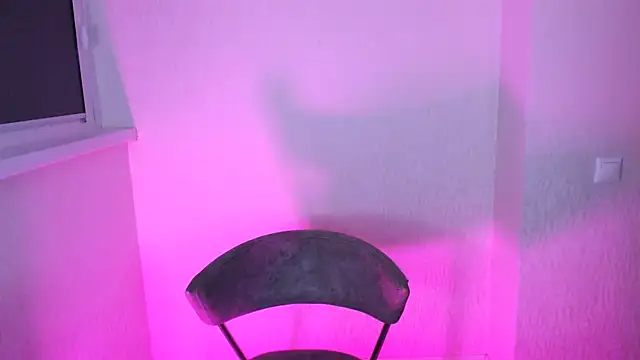 EmiliEliott: απευθείας συνομιλία ΧΧΧ