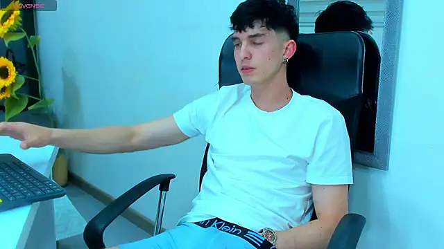 Jheampiiero Live XXX-chat