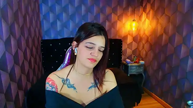 Chat XXX en directo de LiaHarryis