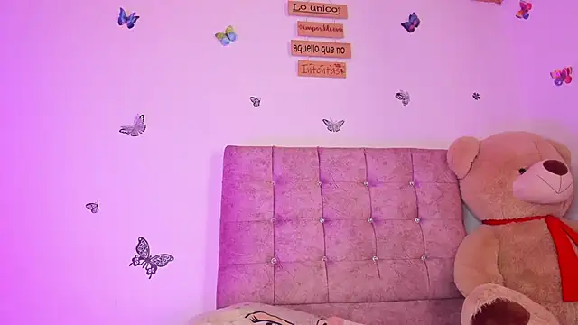 Chat +18 de Lia_Roses3x ao vivo