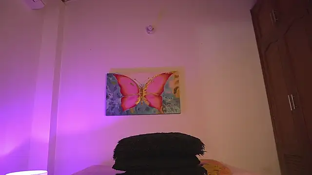 noah_0814: онлайн-секс-чат