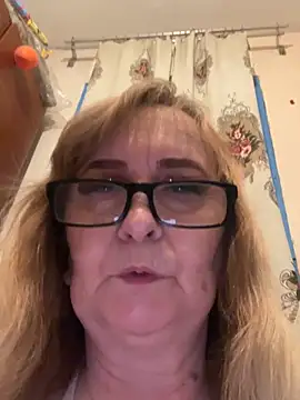 Chat XXX ao vivo de Irina2909@xh