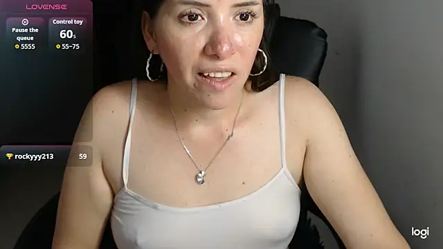 spicey_latina's Live XXX Chat