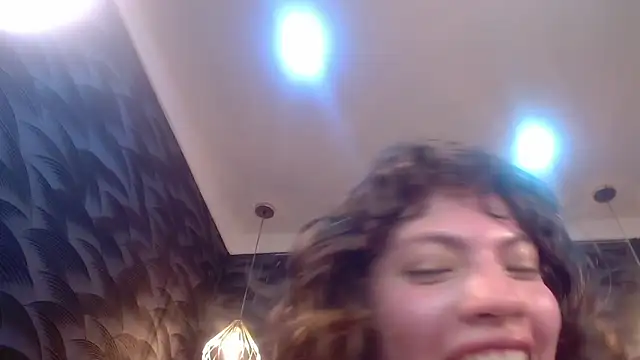 LiaSweetxx's Live XXX Chat