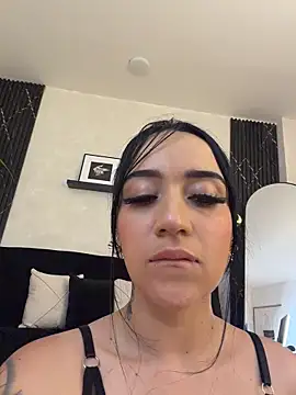 EmmyEvans1 Live XXX-chat