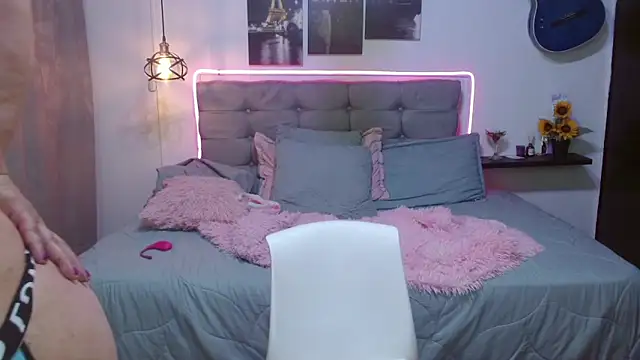 Keyla01_'s Live XXX Chat