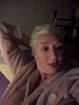 divinaerotica's Live XXX Chat