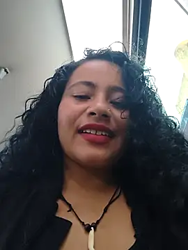 Yaya_watson élő XXX-chatje