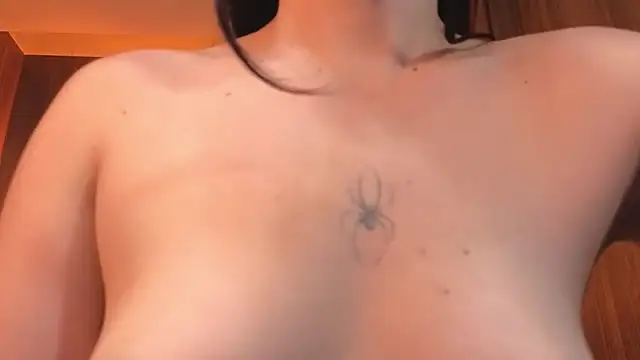 Chat XXX en directo de Erika_Suarez_b