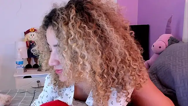 Charlotte11-11 Chat XXX in diretta