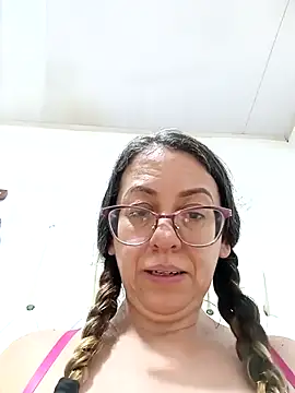 Chatroom XXX en direct de miss_hanna07