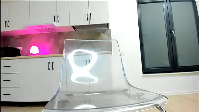 Chat +18 de Aidasina ao vivo