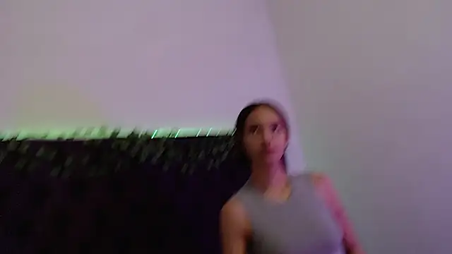 KamiYOscar Show Webcam