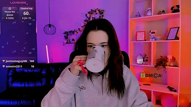 liana_kisses Adlı Modelin Canlı XXX Sohbeti