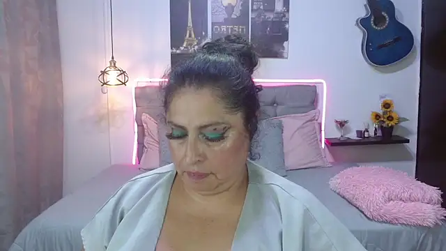 Keyla01_ Live XXX-Chat