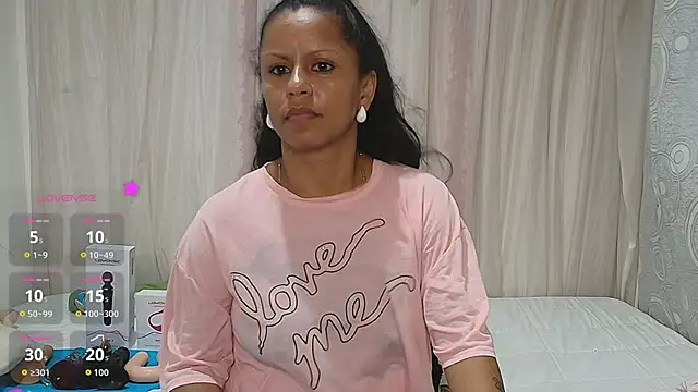 Chat +18 de Catherine_mature45 ao vivo