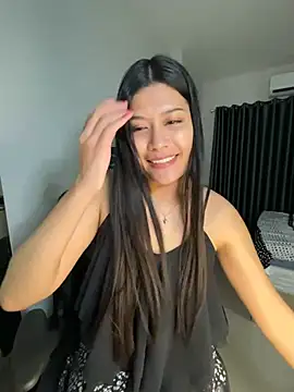 NaughtyKK_ 网络视讯表演