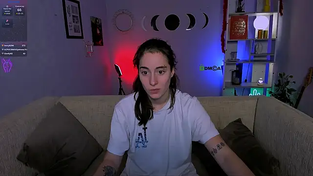 Pokazy przed kamerką – khloebeauty