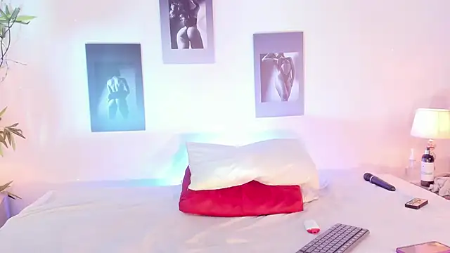 Alicee_Levine Chat XXX in diretta