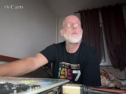 PierRiminiX Chat XXX live