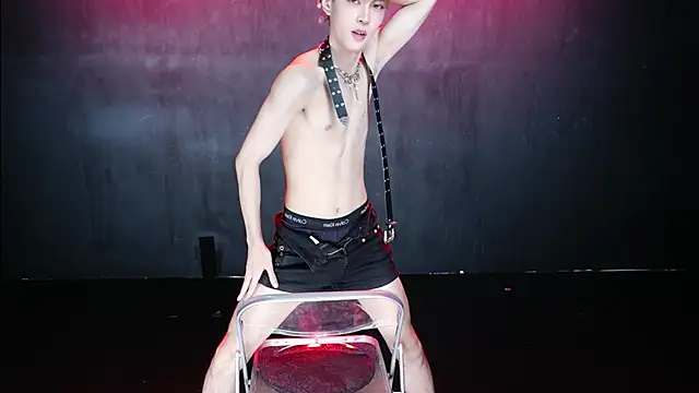 دردشة Queen-Vibe الجنسية المباشرة