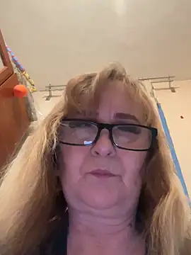 Irina2909@xh Chat XXX live